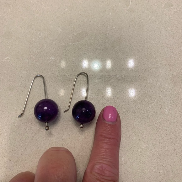 Genuine amethyst and sterling silver earrings - Picture 2 of 2